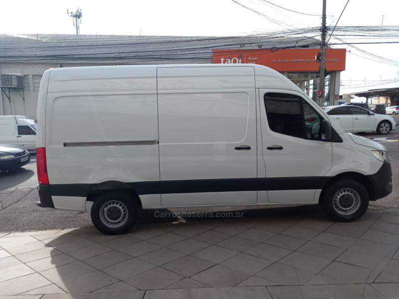 MERCEDES-BENZ - SPRINTER - 2021/2022 - Branca - R$ 197.900,00