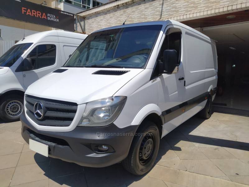 MERCEDES-BENZ - SPRINTER - 2017/2018 - Branca - R$ 149.900,00