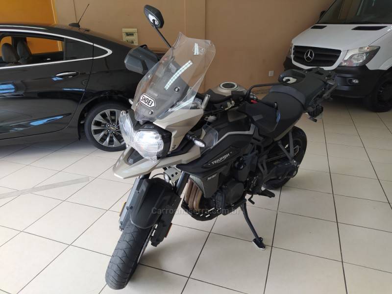 TRIUMPH - Tiger 1200 DES - 2020/2020 - Cinza - R$ 76.000,00