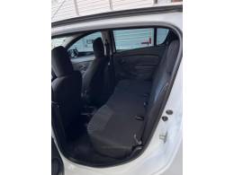 RENAULT - SANDERO - 2017/2017 - Branca - R$ 40.900,00