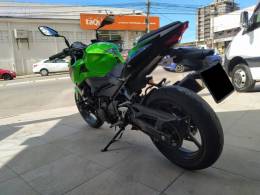 KAWASAKI - Z400 - 2023/2023 - Verde - R$ 31.900,00