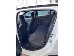 RENAULT - SANDERO - 2017/2017 - Branca - R$ 38.900,00