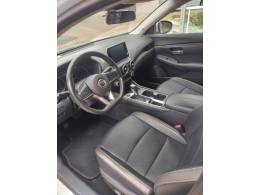 NISSAN - SENTRA - 2023/2023 - Prata - R$ 128.900,00