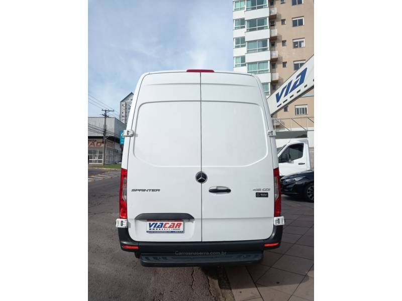 MERCEDES-BENZ - SPRINTER - 2021/2022 - Branca - R$ 197.900,00