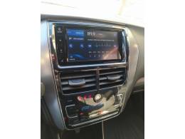 TOYOTA - YARIS - 2022/2023 - Prata - R$ 88.900,00