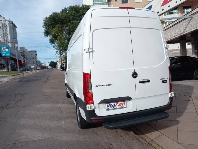 MERCEDES-BENZ - SPRINTER - 2021/2022 - Branca - R$ 197.900,00