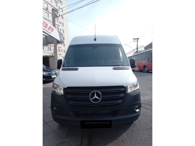 MERCEDES-BENZ - SPRINTER - 2021/2022 - Branca - R$ 197.900,00