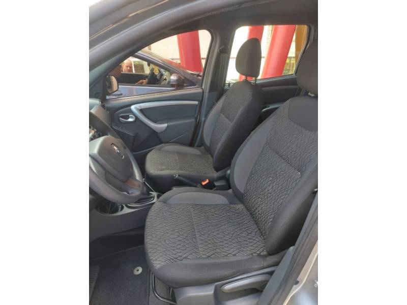 RENAULT - DUSTER - 2019/2020 - Prata - R$ 73.900,00