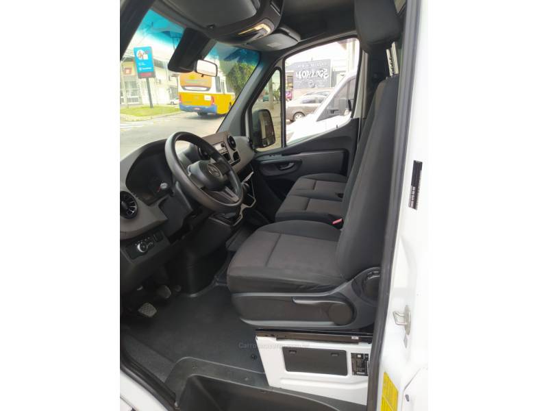MERCEDES-BENZ - SPRINTER - 2020/2021 - Branca - R$ 184.900,00