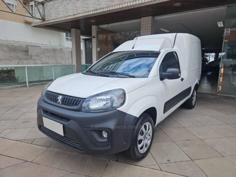 PEUGEOT - PARTNER - 2023/2024 - Branca - R$ 83.900,00