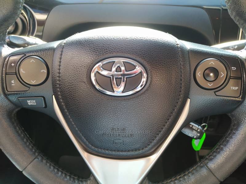 TOYOTA - ETIOS - 2016/2017 - Azul - R$ 58.900,00