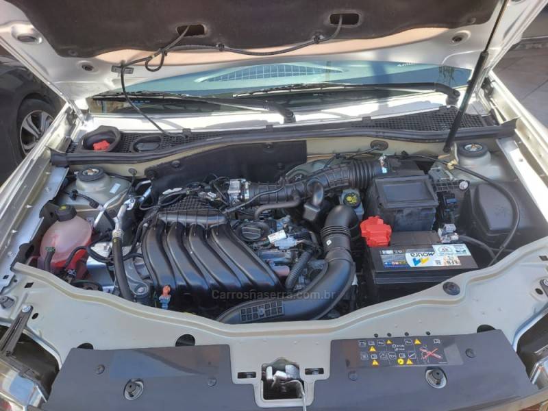 RENAULT - DUSTER - 2019/2020 - Prata - R$ 73.900,00
