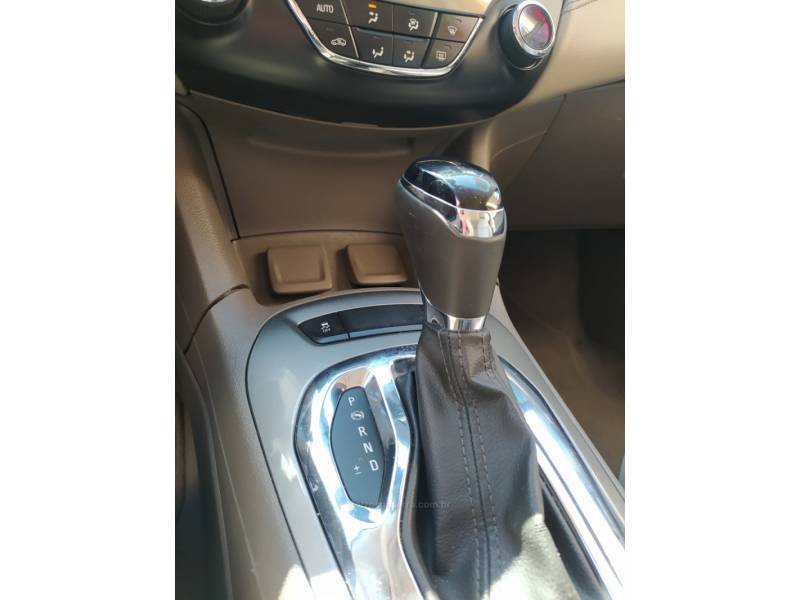 CHEVROLET - CRUZE - 2016/2017 - Preta - R$ 79.800,00