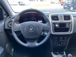 RENAULT - SANDERO - 2017/2017 - Branca - R$ 38.900,00