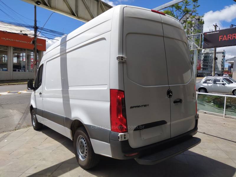 MERCEDES-BENZ - SPRINTER - 2020/2021 - Branca - R$ 185.900,00