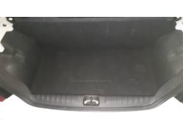 CHEVROLET - ONIX - 2017/2018 - Branca - R$ 68.000,00