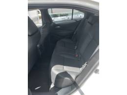 TOYOTA - COROLLA - 2023/2024 - Branca - R$ 147.900,00