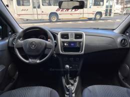 RENAULT - SANDERO - 2017/2017 - Branca - R$ 40.900,00